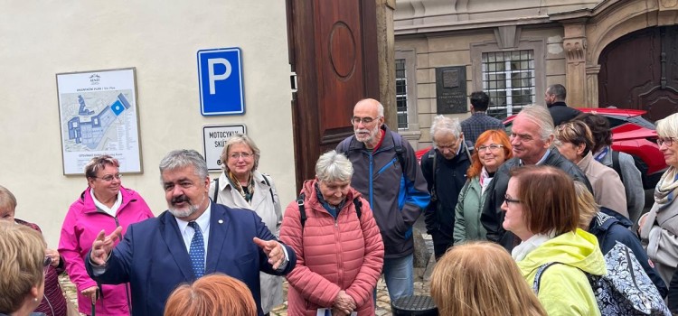 Studenti University třetího věku TUL v Senátu