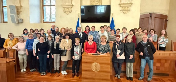 Univerzita 3. věku v Senátu