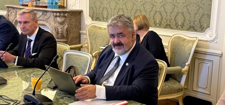 Ústavně-právní výbor a Sbírka zákonů